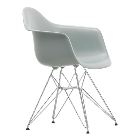 Cadeira de Braços em Plástico Eames DAR / Base Cromada